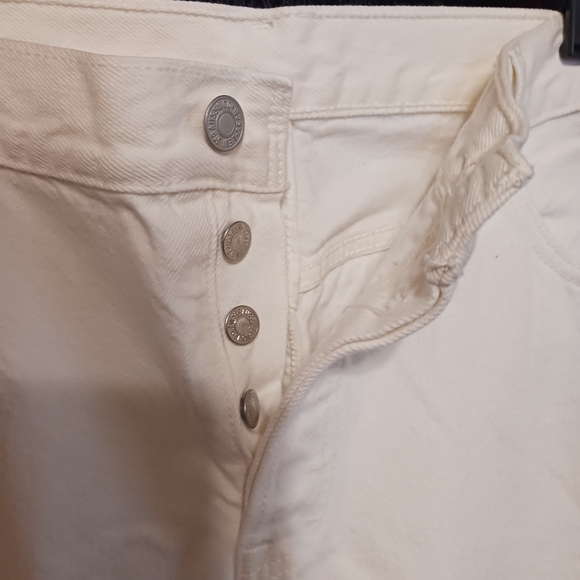 Levi's 501's White Jeans - Picture 7 of 7